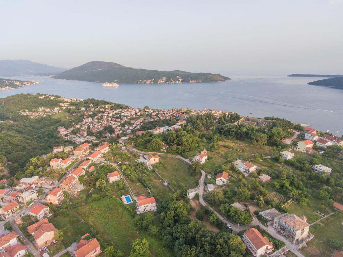 Villa Montanja 헤르섹 외부 사진